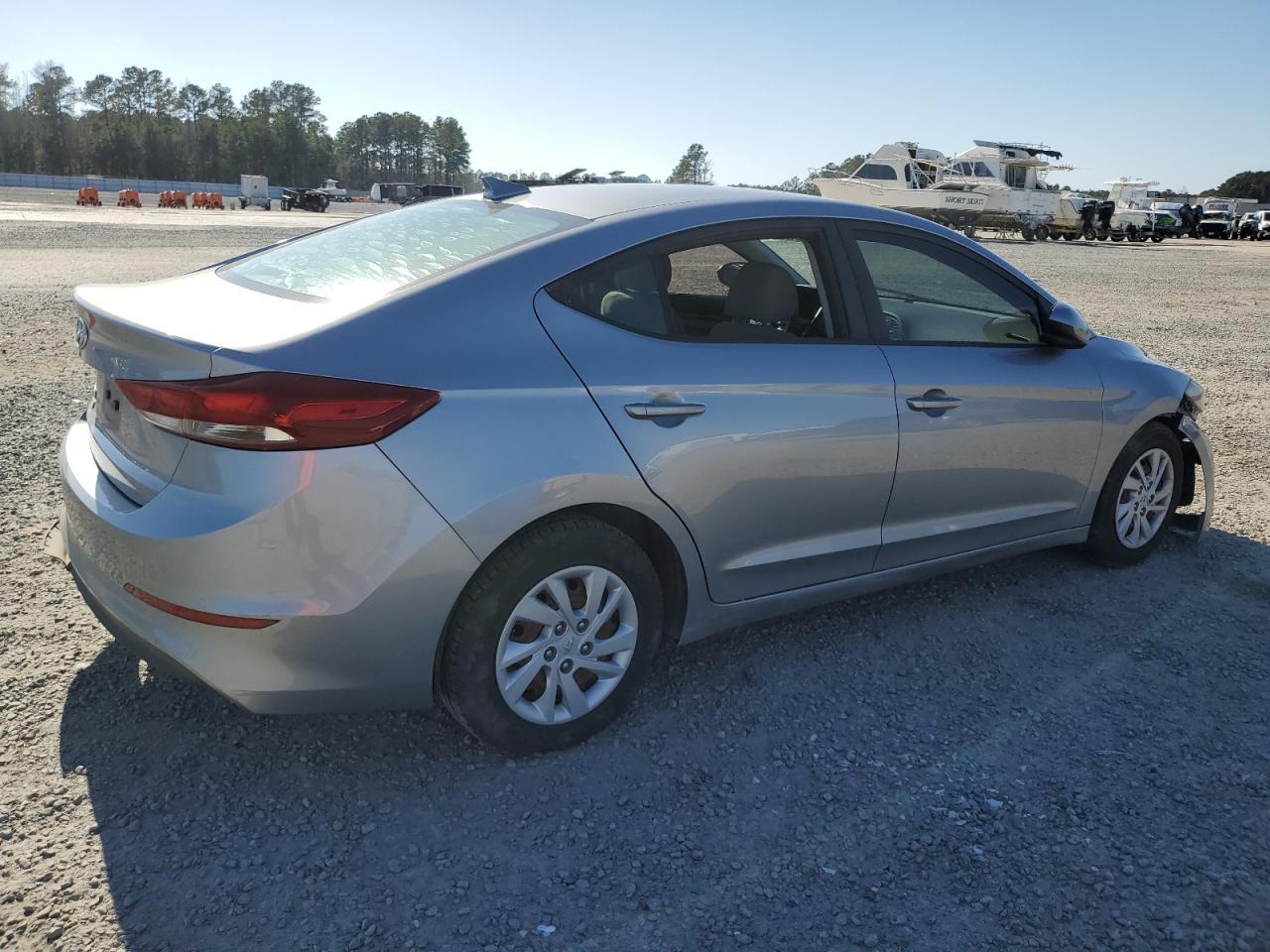 2017 HYUNDAI ELANTRA SE - Image 3