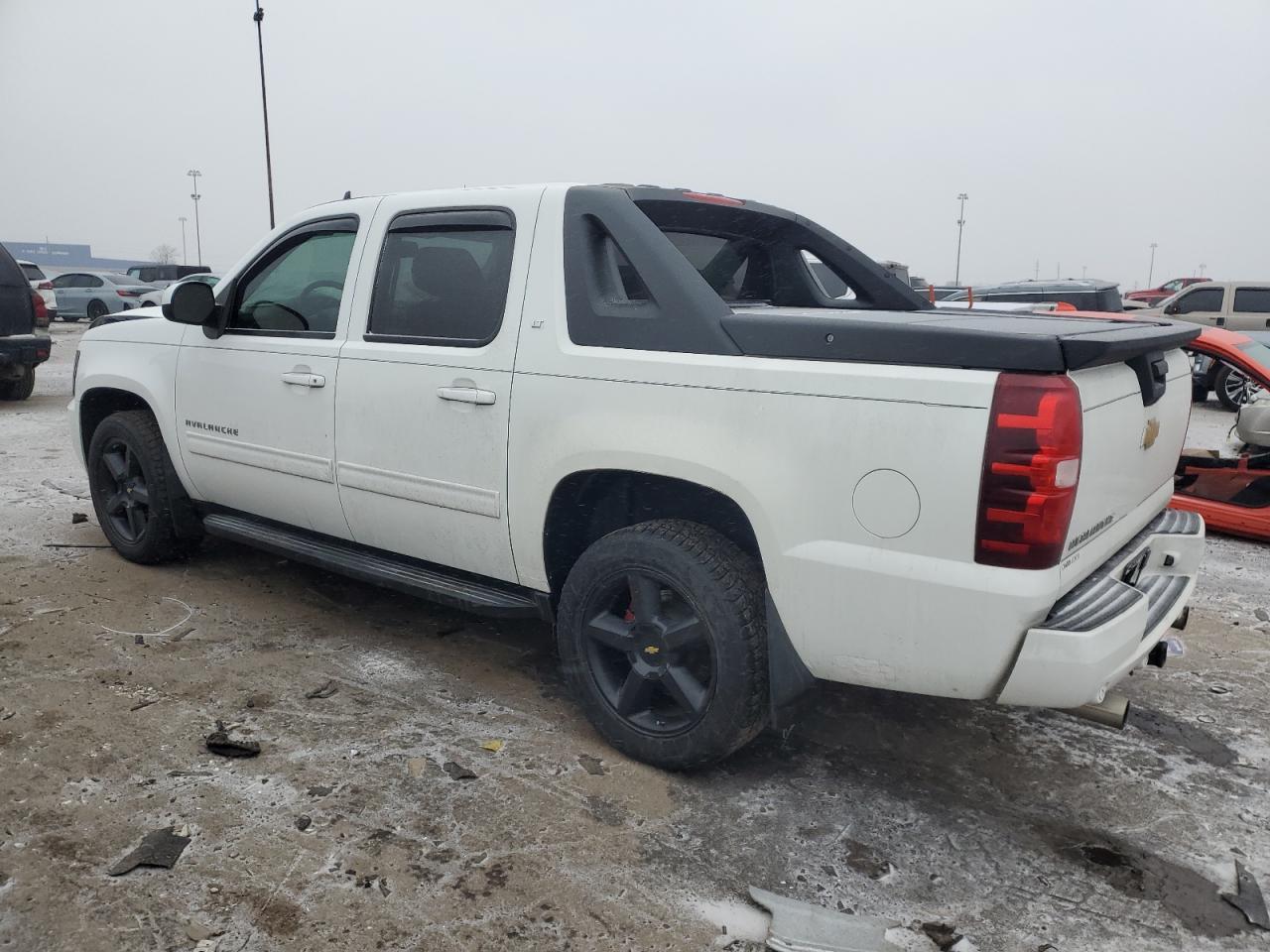 2012 CHEVROLET AVALANCHE - Фото 2
