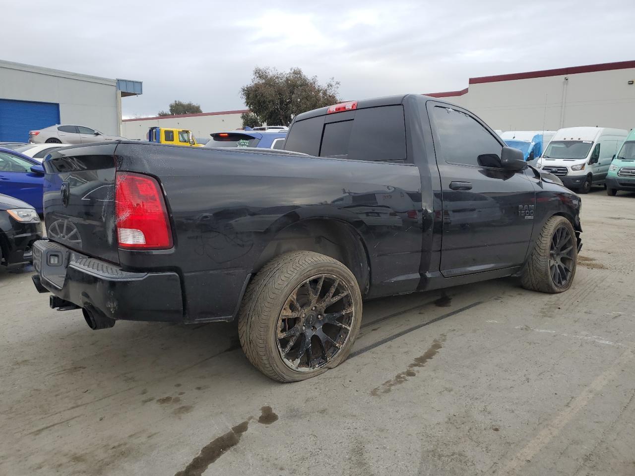 2019 RAM 1500 CLASS - Фото 3