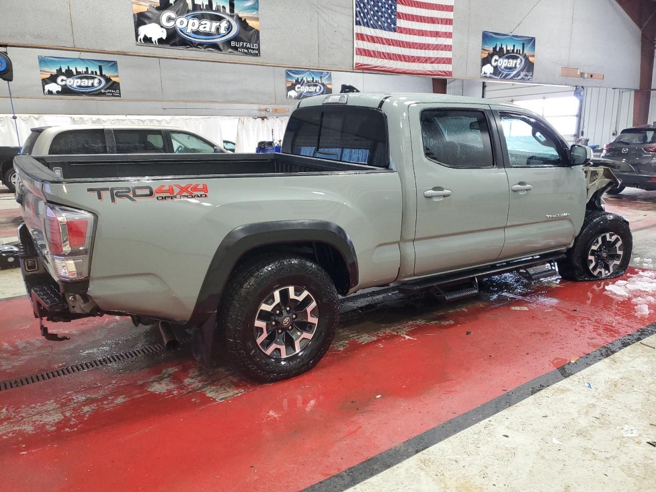 2023 TOYOTA TACOMA DOU - Фото 3