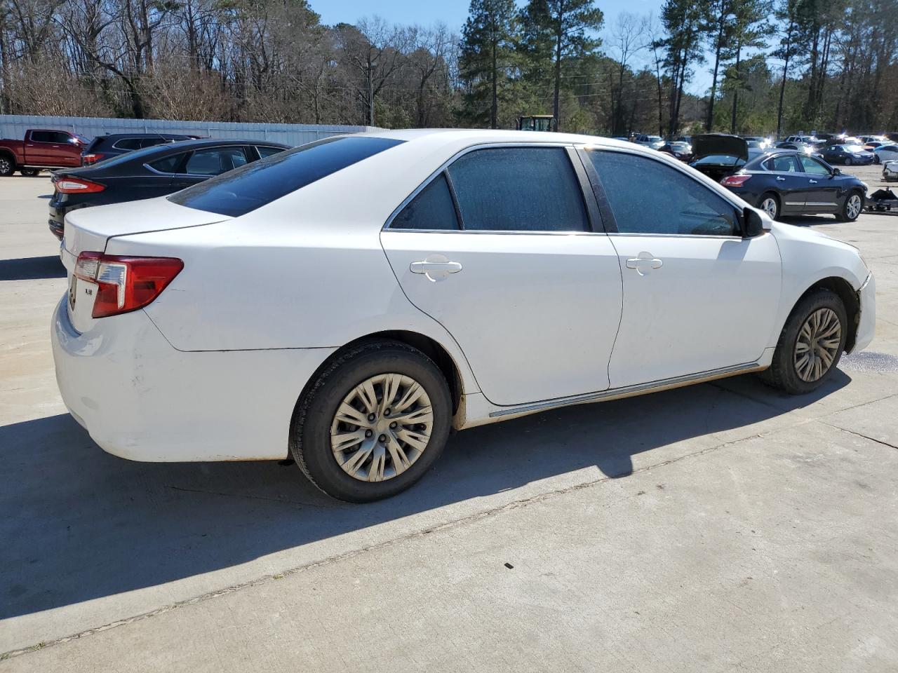 2014 TOYOTA CAMRY L - Image 3