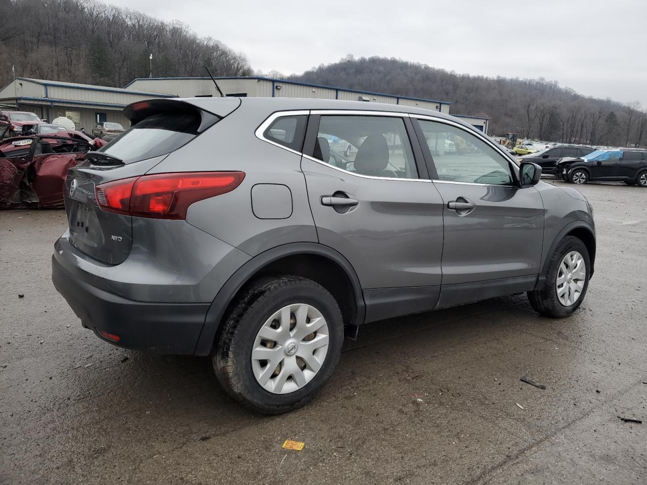 2018 NISSAN ROGUE SPOR - Фото 3