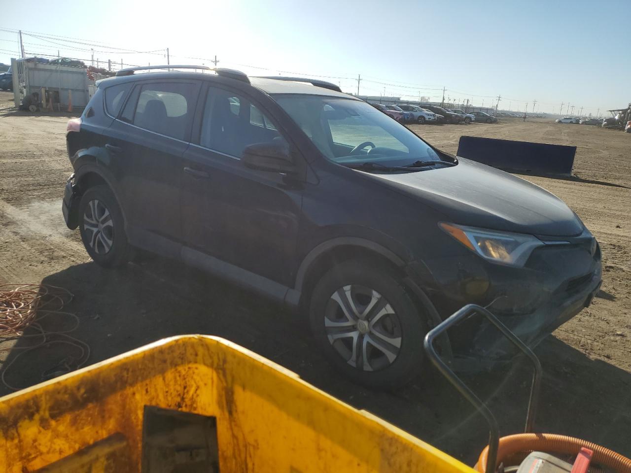 2017 TOYOTA RAV4 LE - Image 4