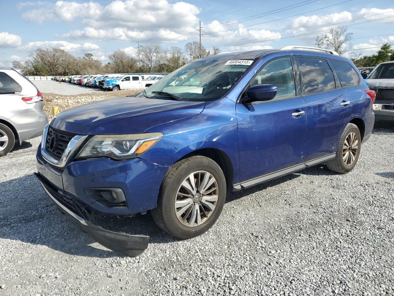 2017 NISSAN PATHFINDER