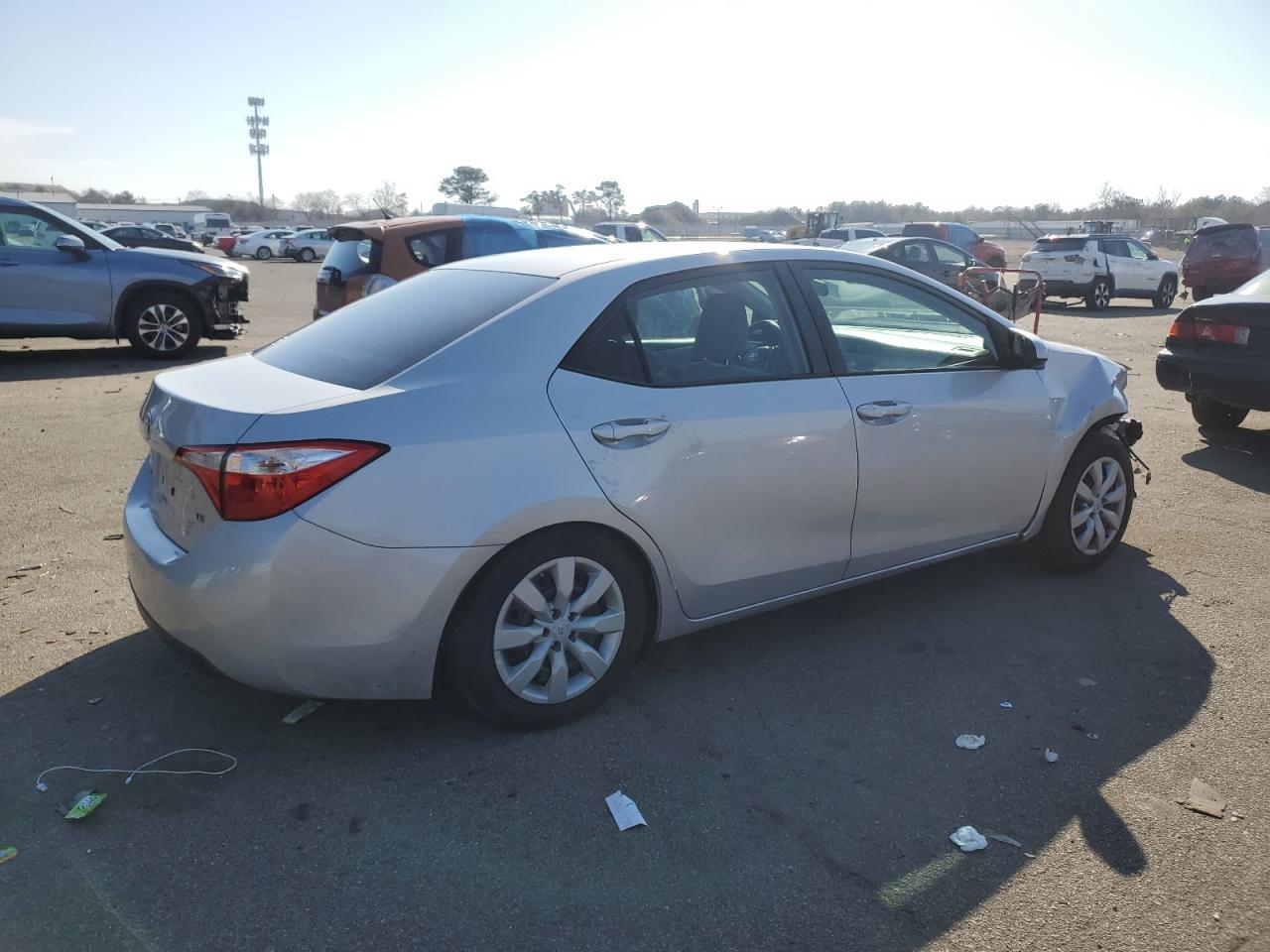 2016 TOYOTA COROLLA L - Фото 3