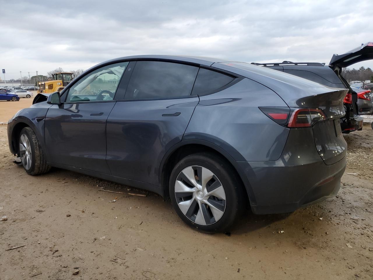 2023 TESLA MODEL Y - Image 2