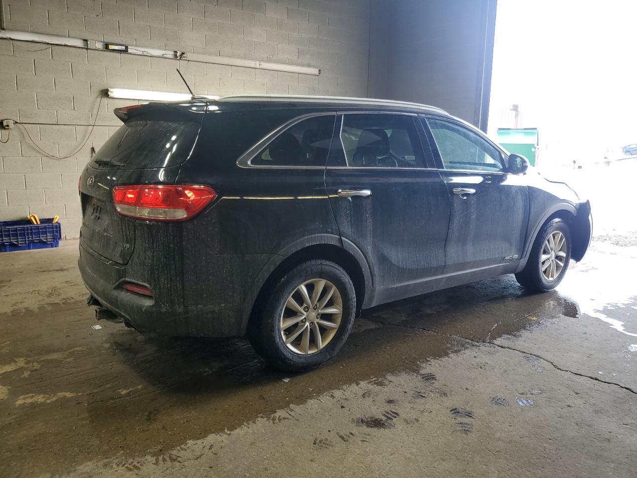 2016 KIA SORENTO LX - Image 3