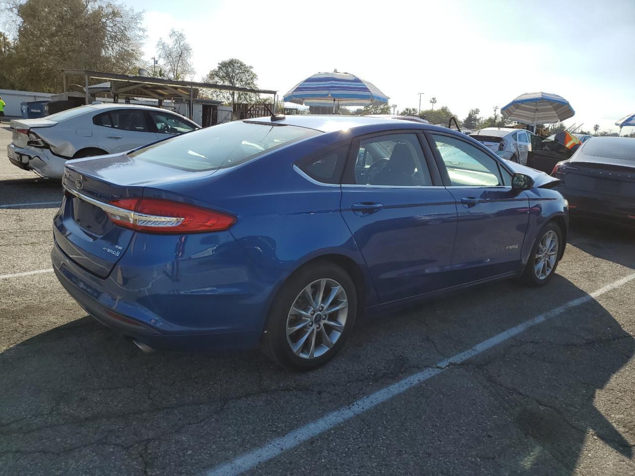 2017 FORD FUSION SE - Фото 3