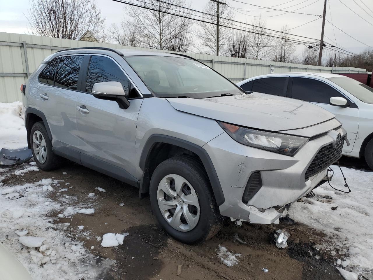 2021 TOYOTA RAV4 LE - Image 4