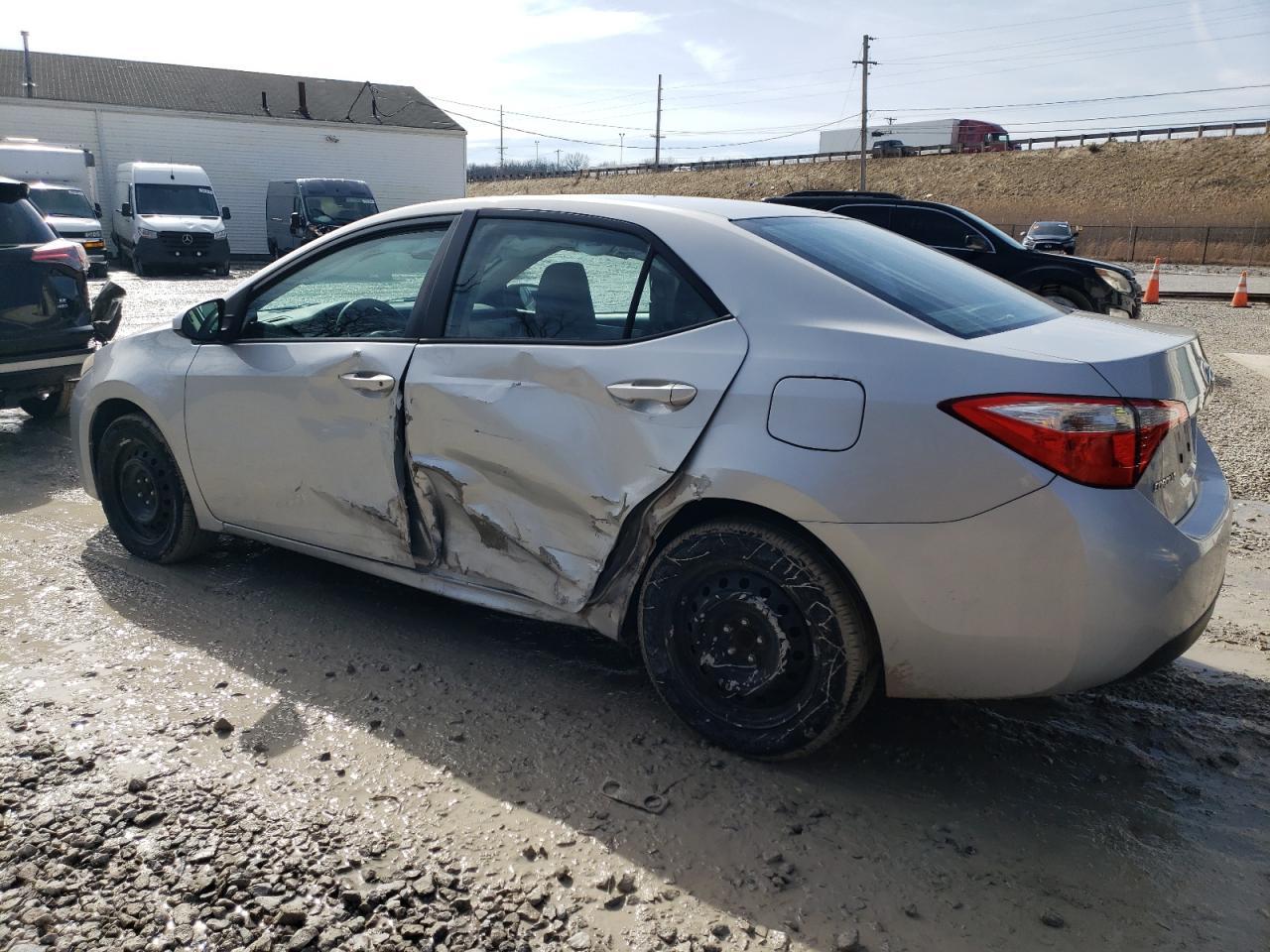 2014 TOYOTA COROLLA L - Фото 2