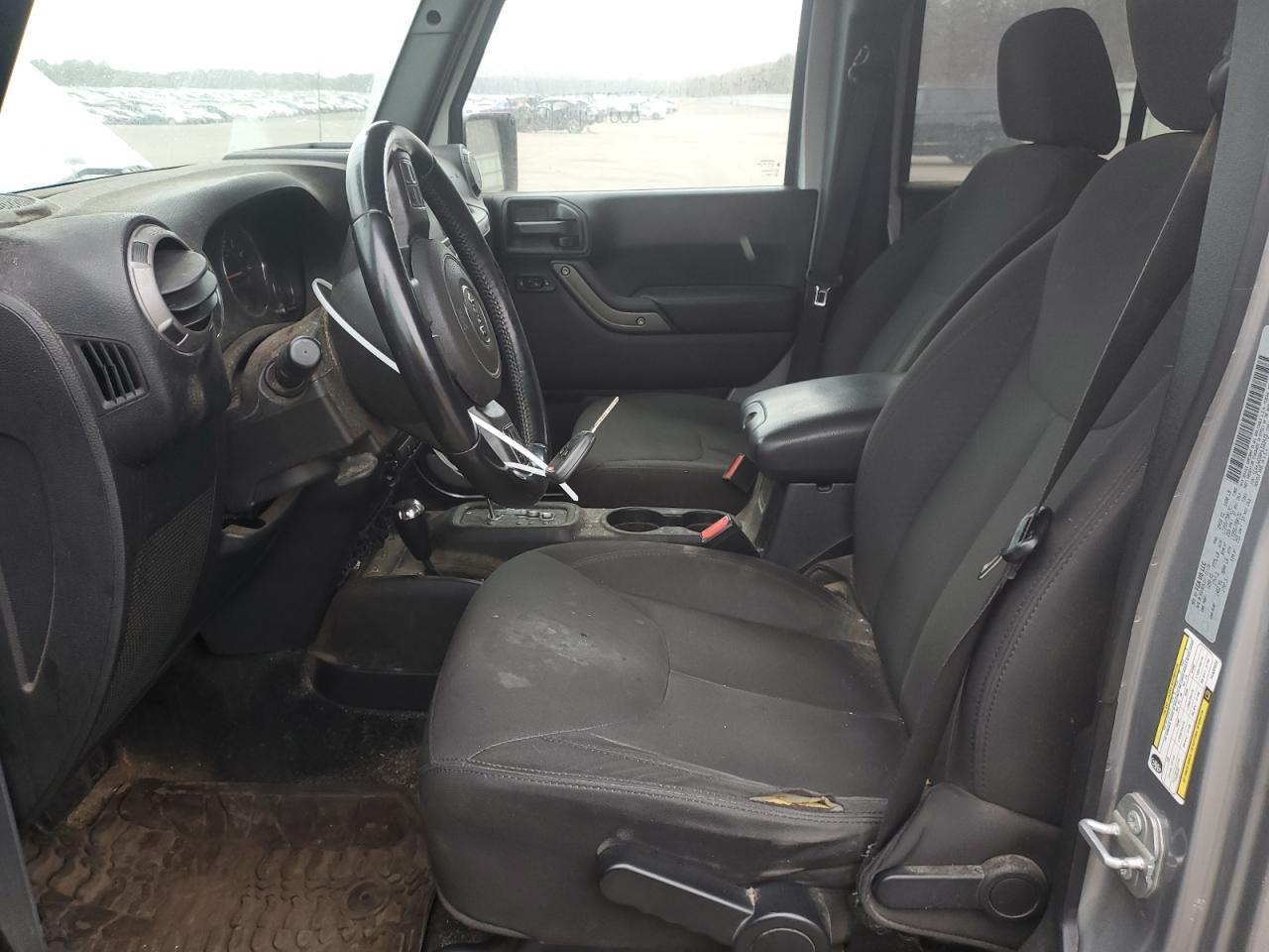 2017 JEEP WRANGLER U - Image 7
