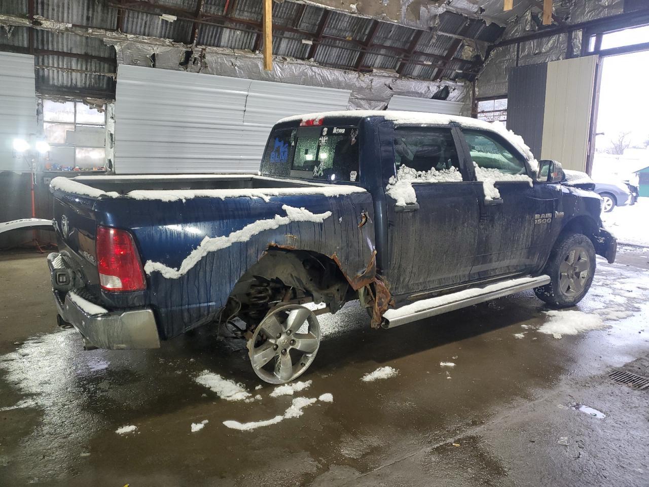 2017 RAM 1500 SLT - Image 3