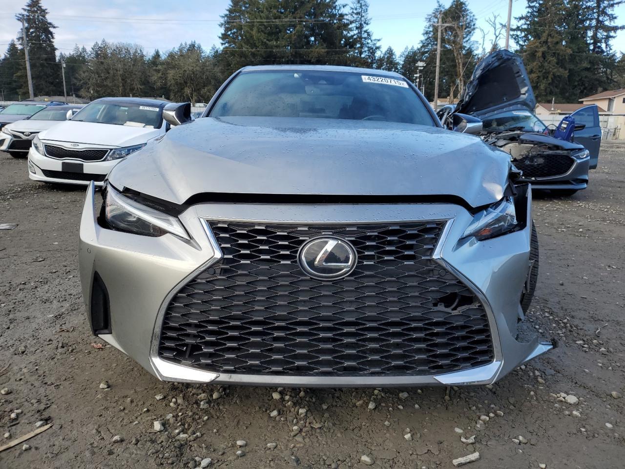 2022 LEXUS IS 300 - Фото 5
