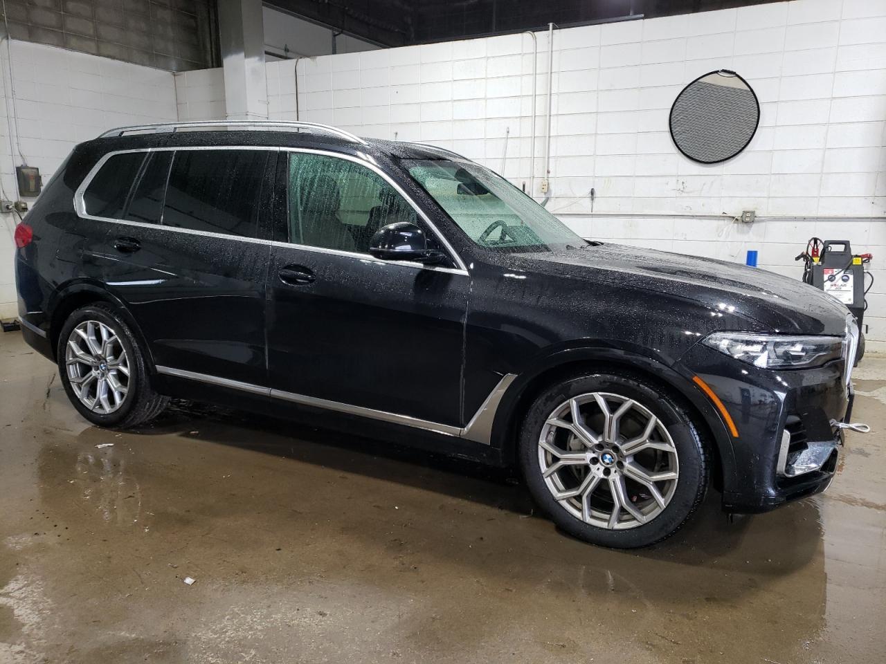 2020 BMW X7 XDRIVE4 - Фото 4