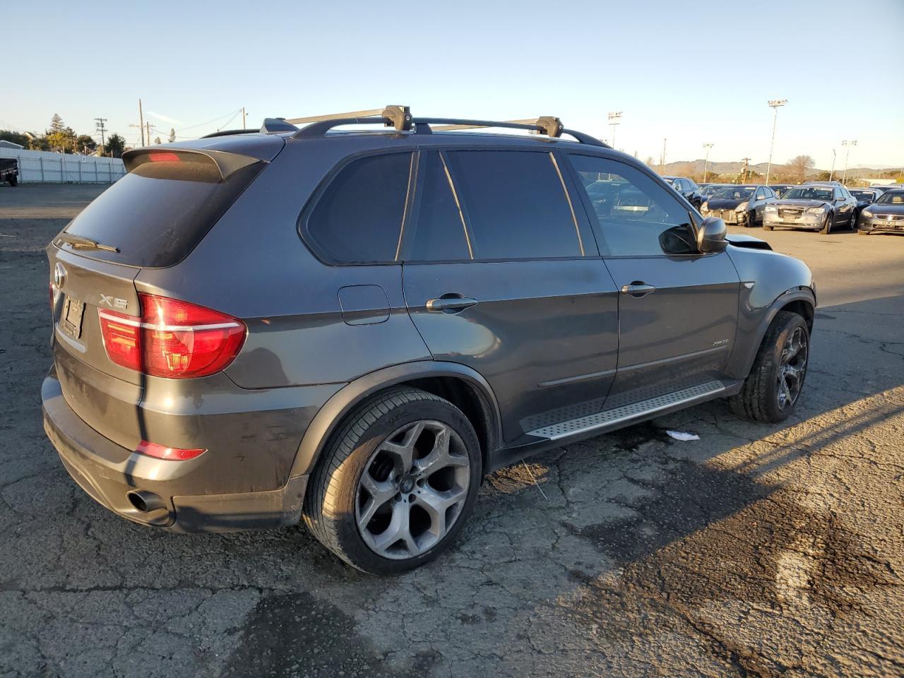 2012 BMW X5 XDRIVE3 - Фото 3