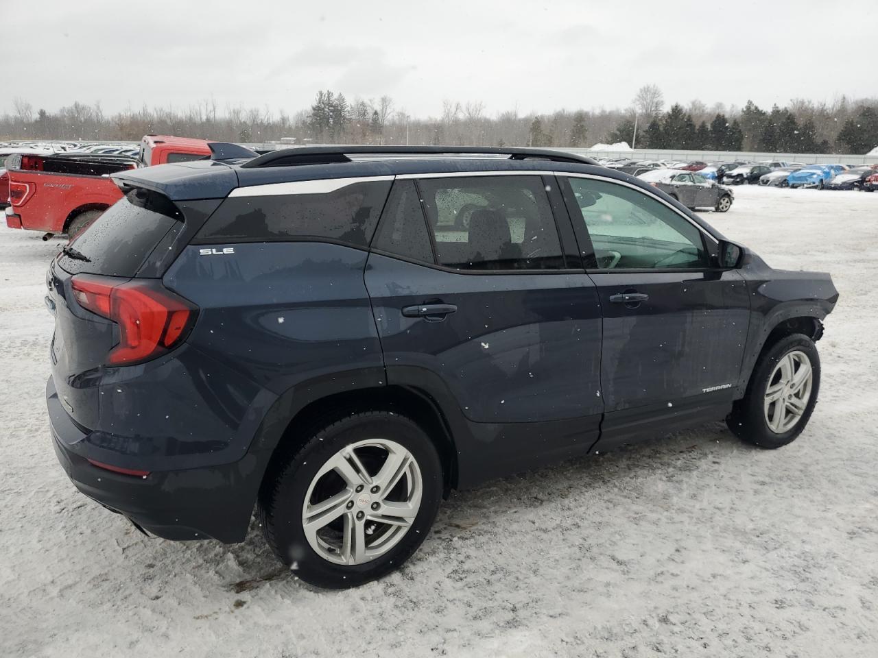 2018 GMC TERRAIN SL - Image 3