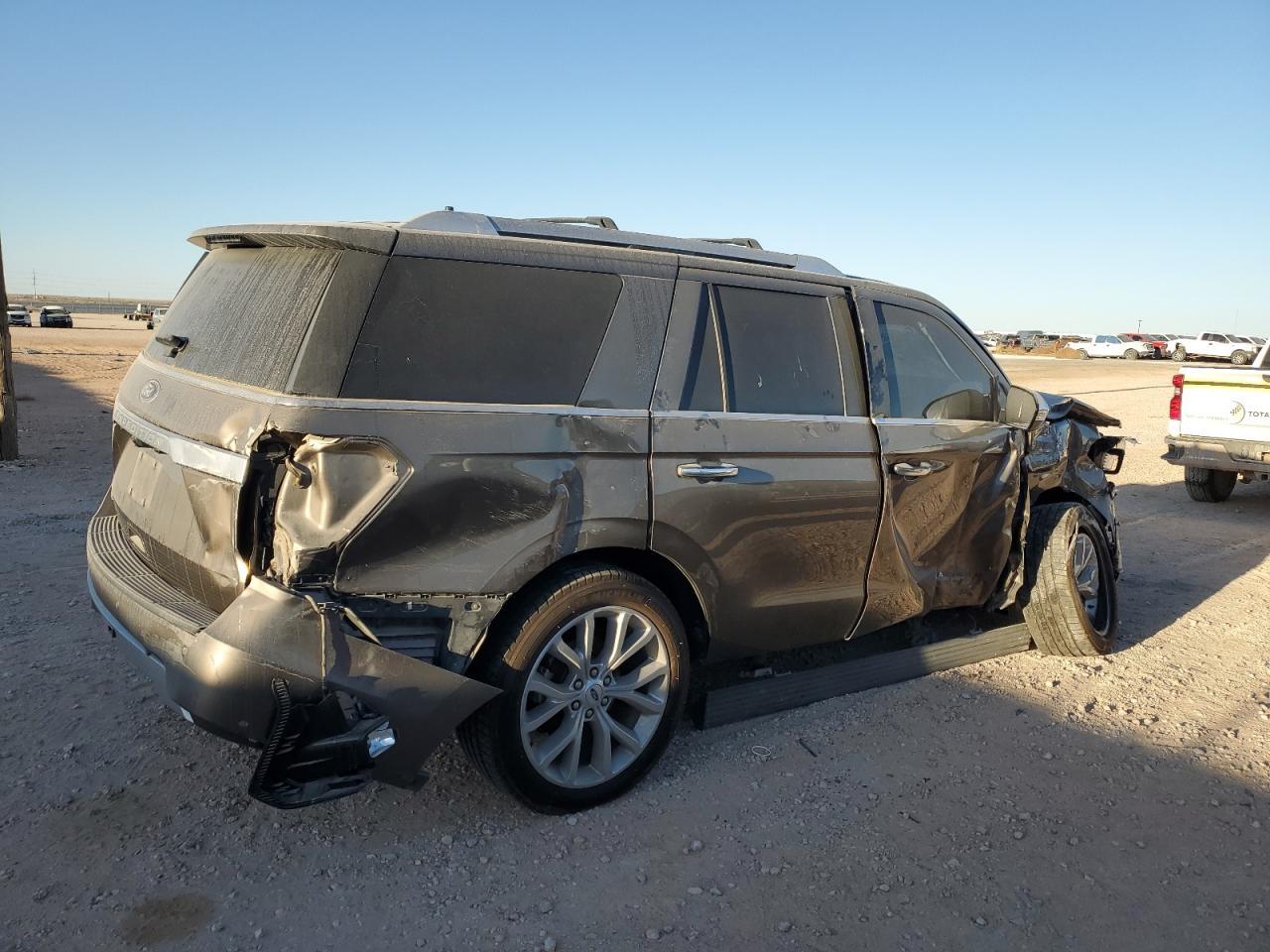 2019 FORD EXPEDITION - Фото 3