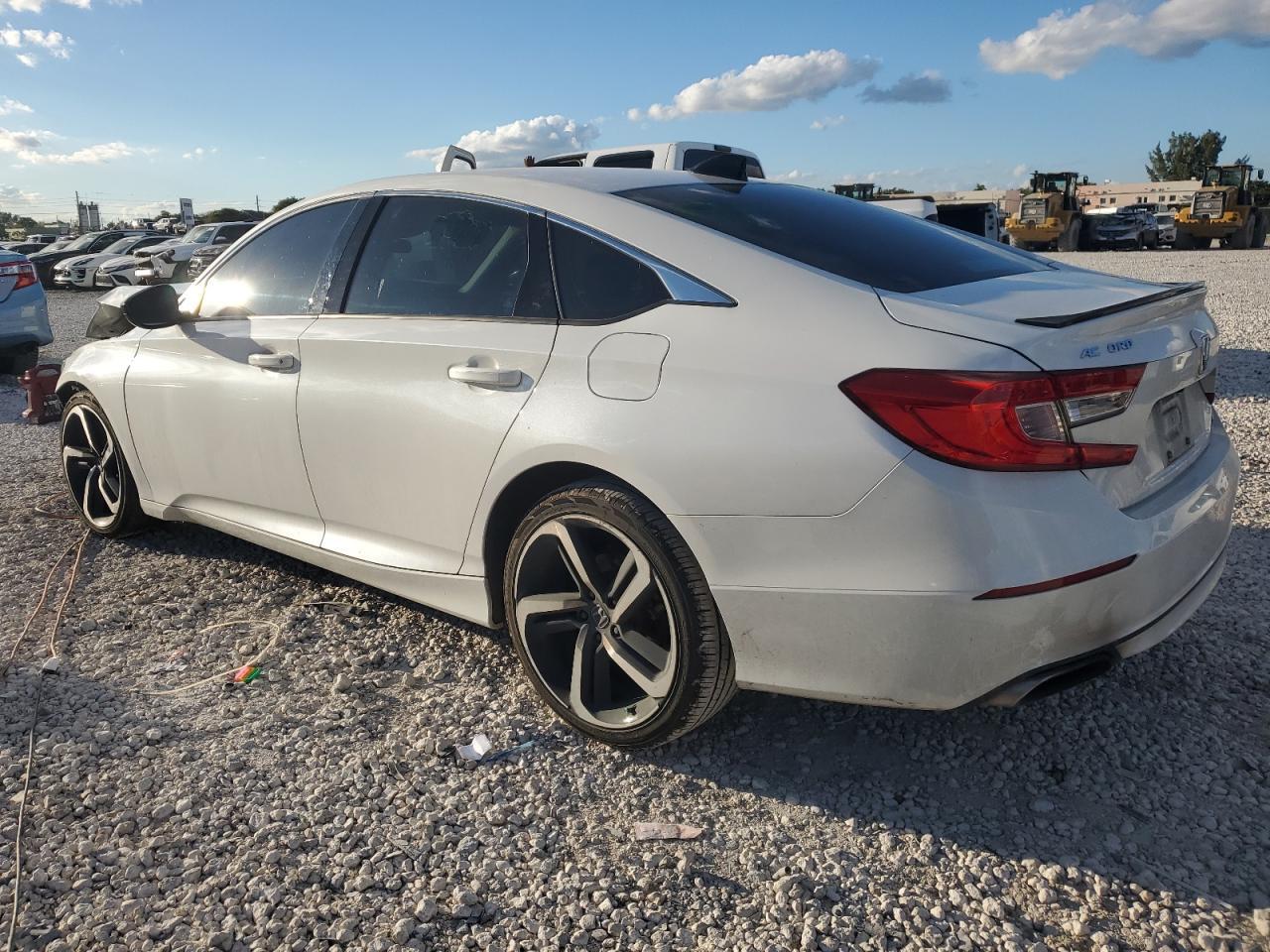 2022 HONDA ACCORD SPO - Фото 2