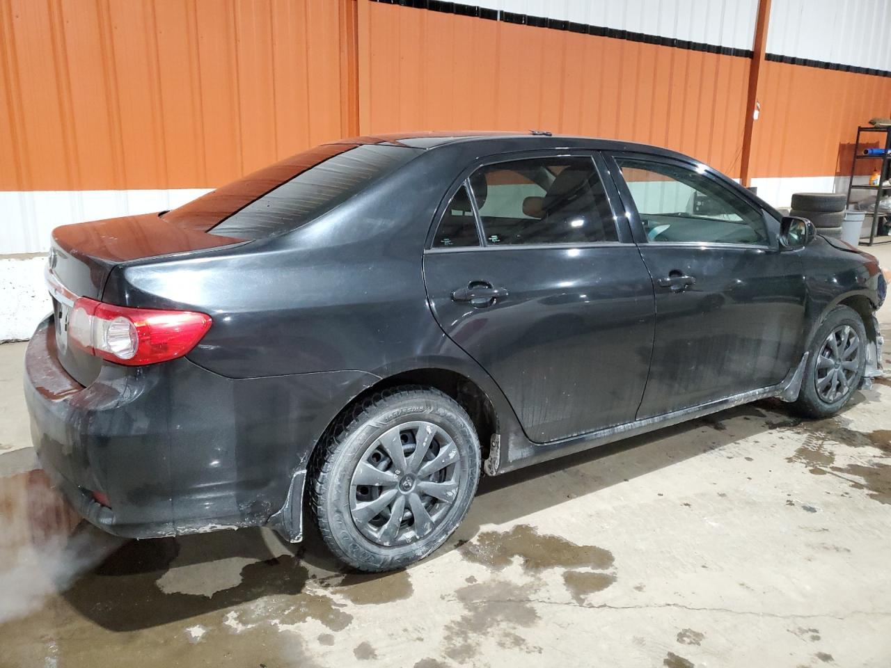 2013 TOYOTA COROLLA BA - Фото 3