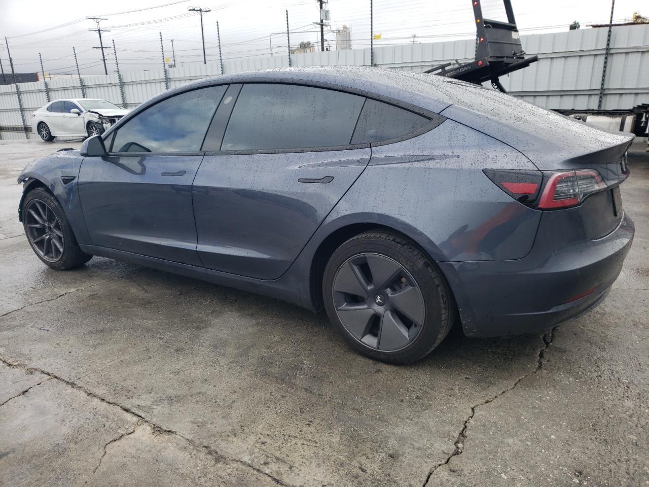 2022 TESLA MODEL 3 - Image 2