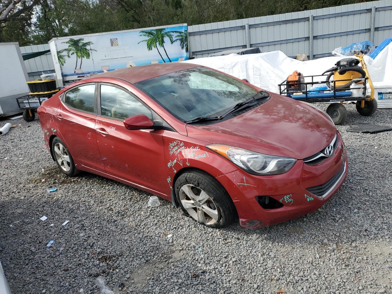 2013 HYUNDAI ELANTRA GL - Image 4