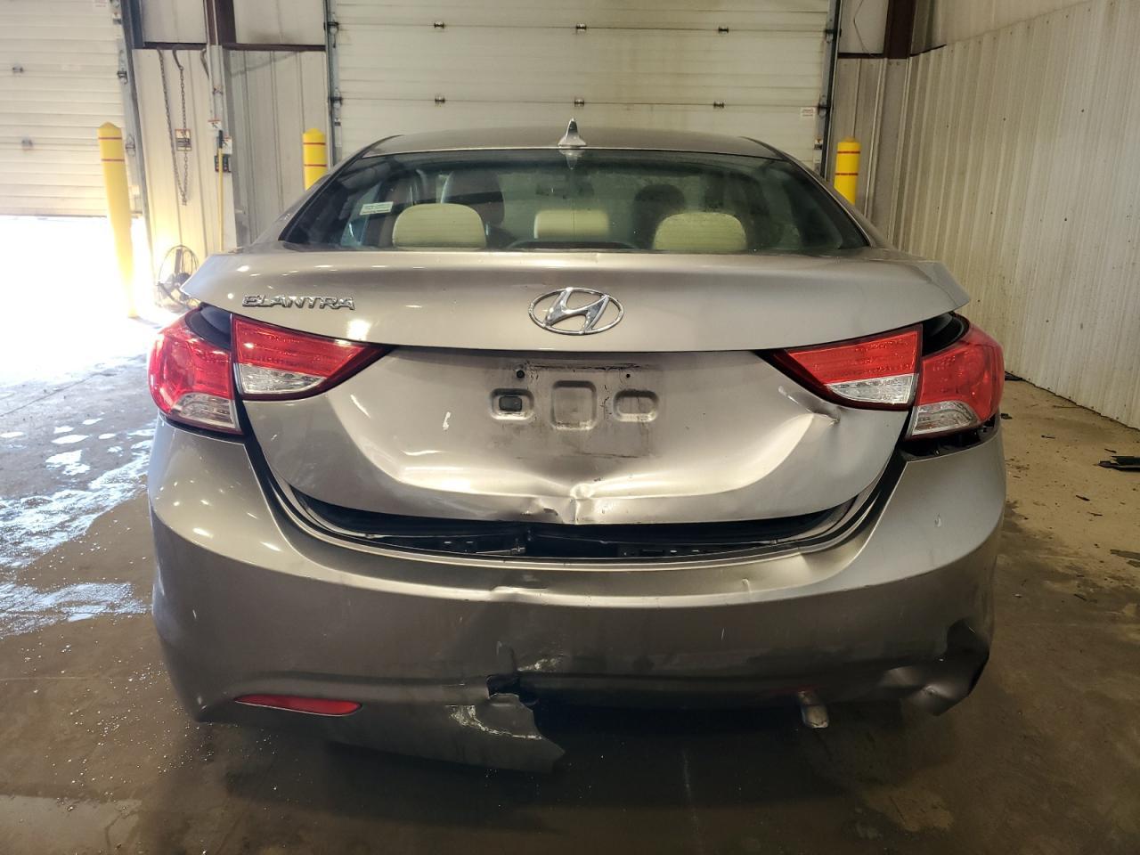 2013 HYUNDAI ELANTRA GL - Image 6