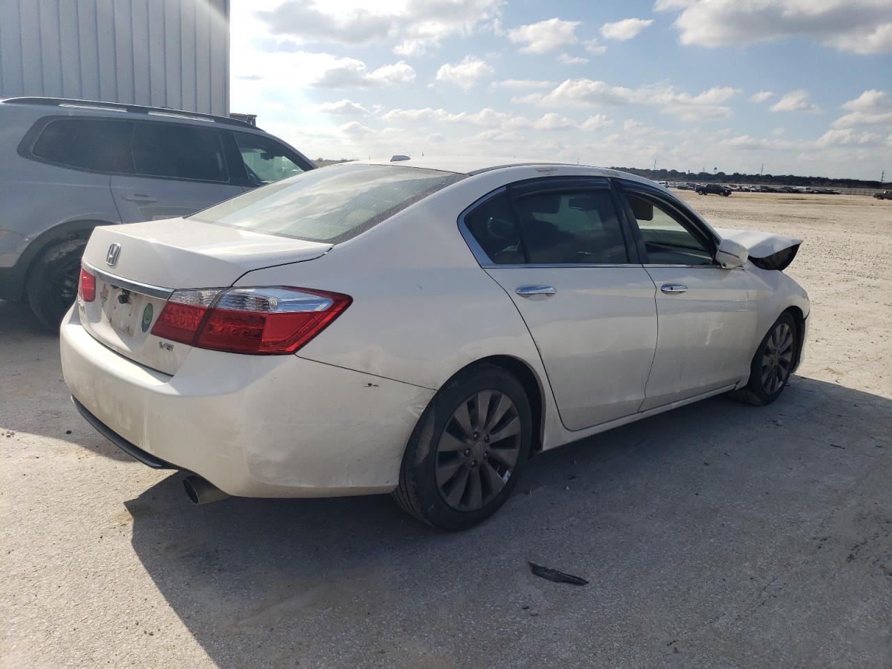 2015 HONDA ACCORD EXL - Image 3