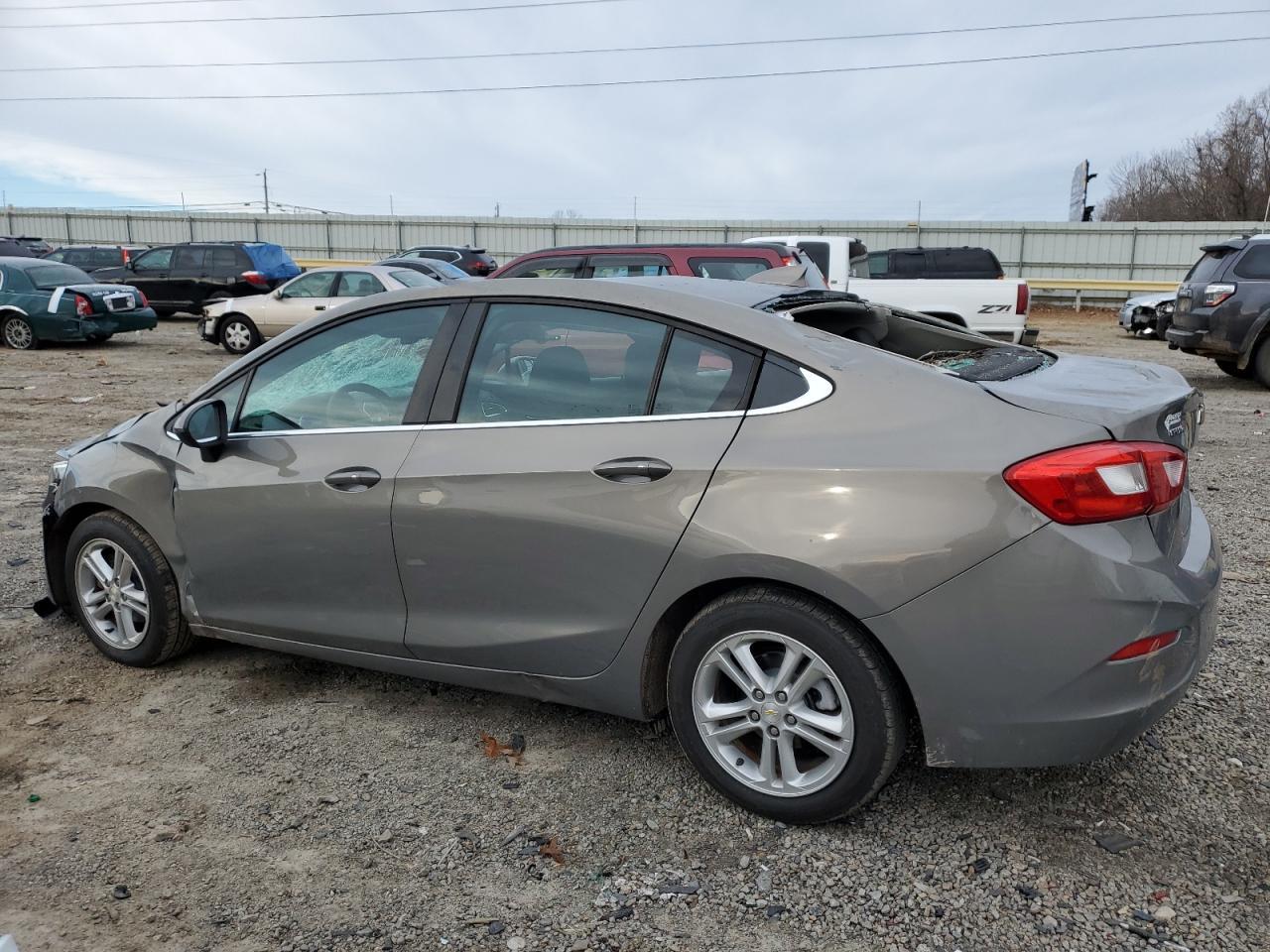 2017 CHEVROLET CRUZE LT - Фото 2