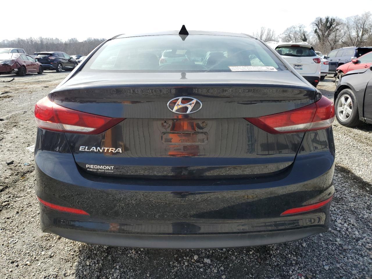 2018 HYUNDAI ELANTRA SE - Фото 6
