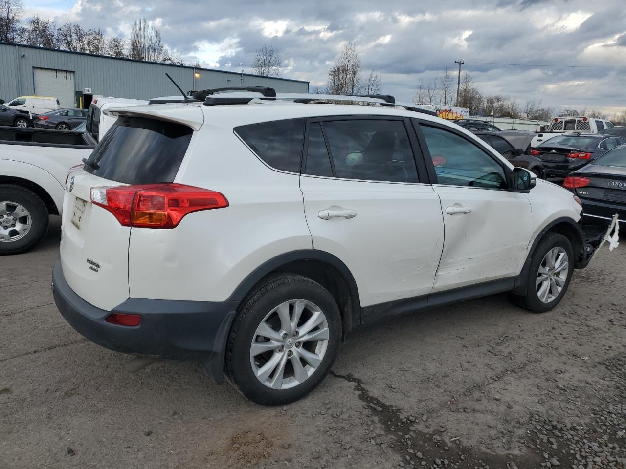2013 TOYOTA RAV4 LIMIT - Image 3