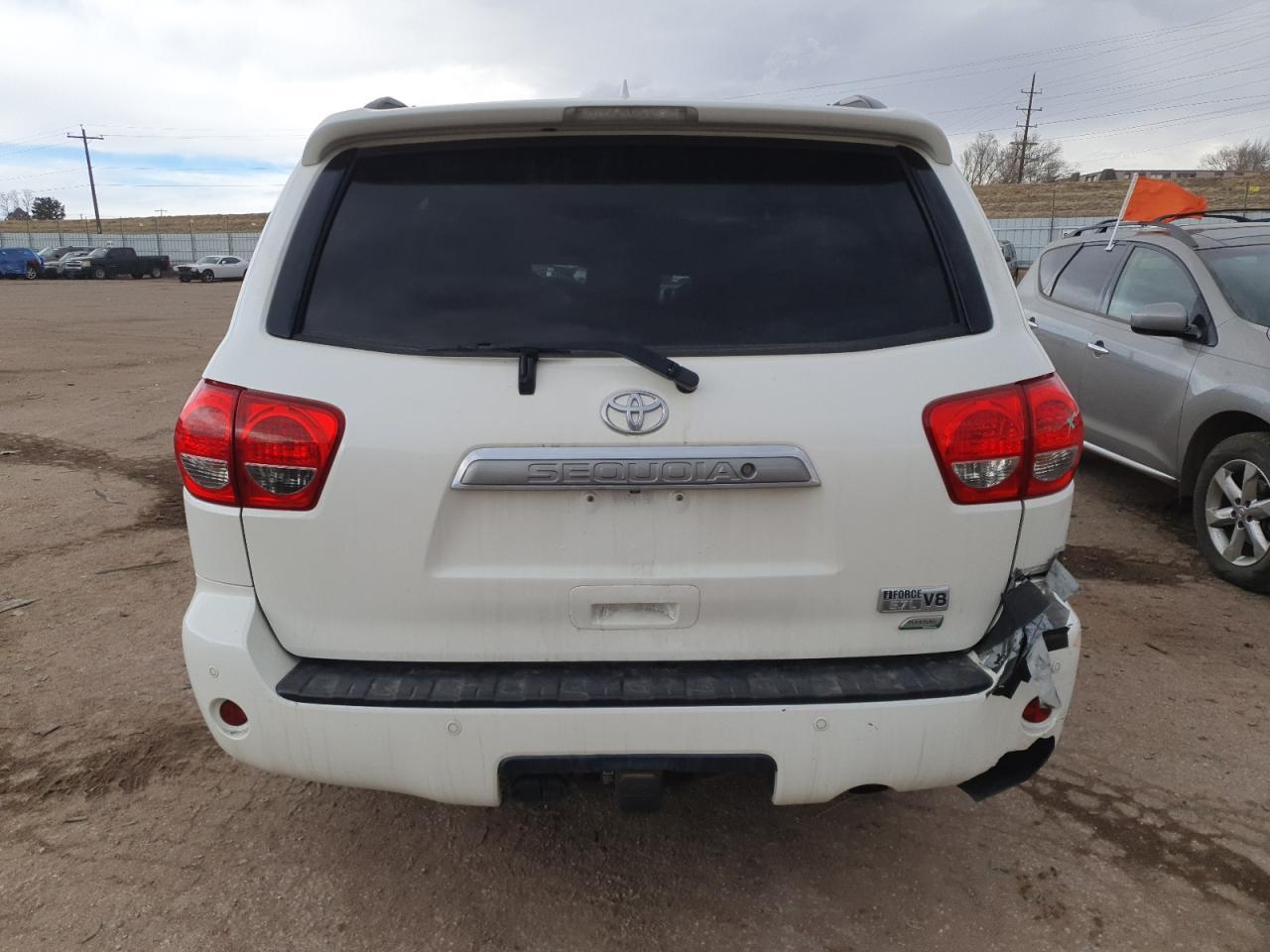 2014 TOYOTA SEQUOIA PL - Фото 6