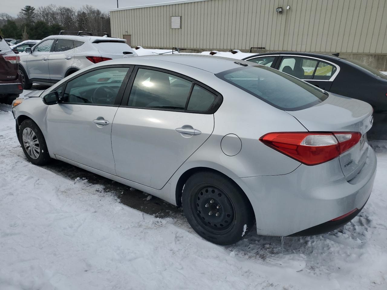 2015 KIA FORTE LX - Фото 2