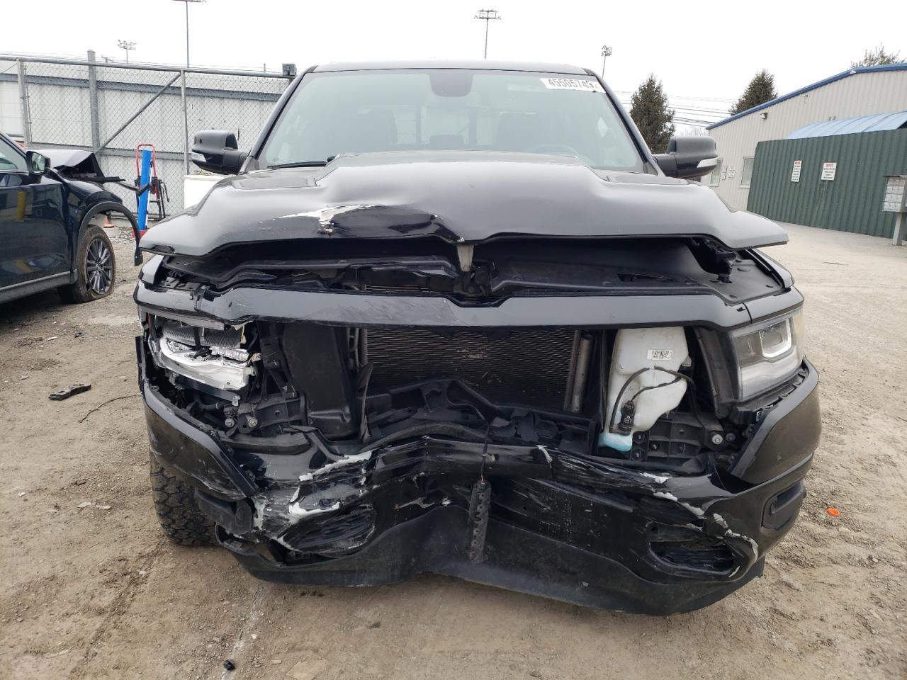 2019 RAM 1500 LARAM - Фото 5