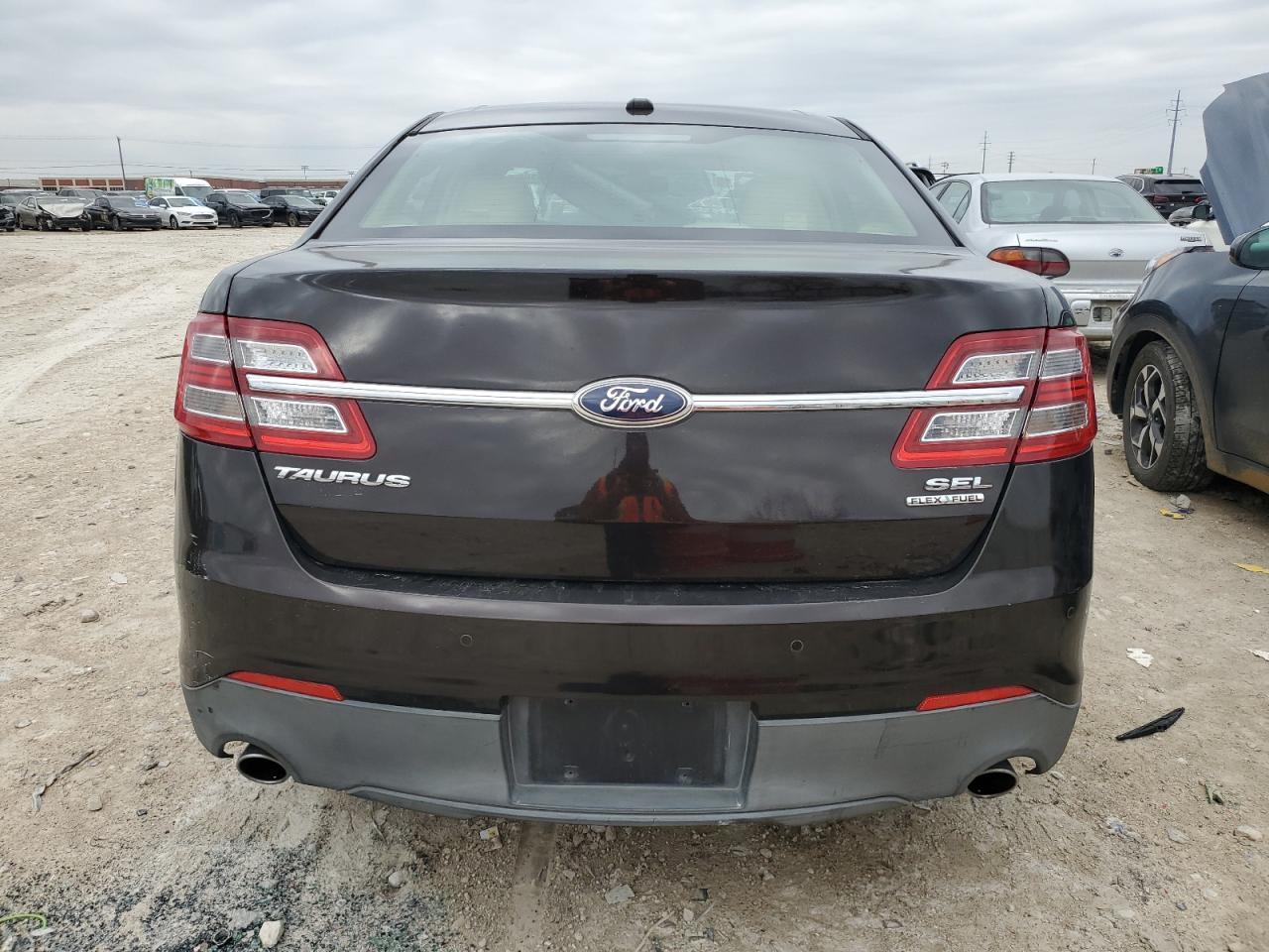 2013 FORD TAURUS SEL - Image 6