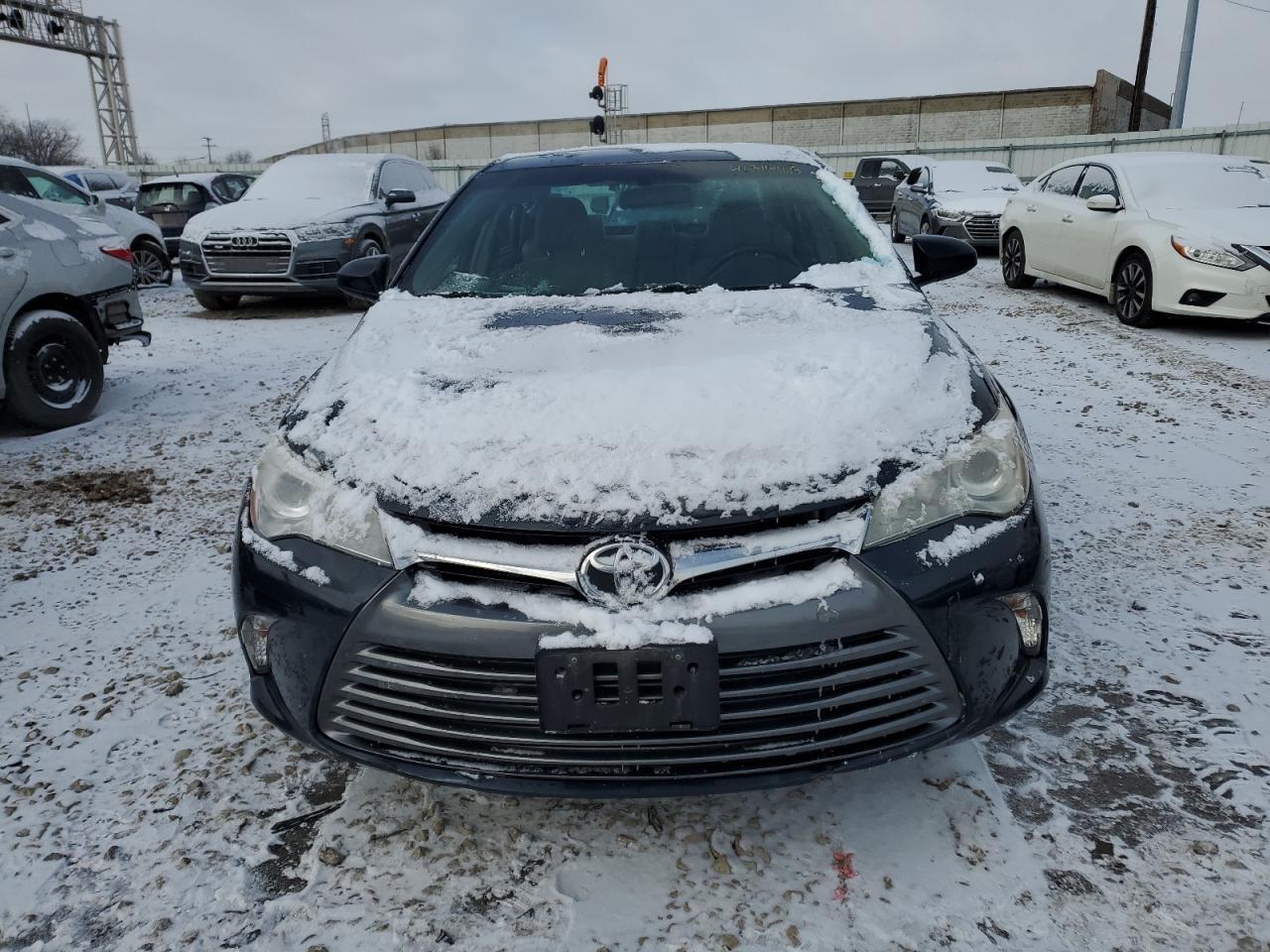 2017 TOYOTA CAMRY LE - Image 5