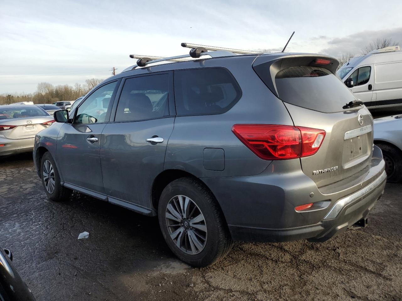 2017 NISSAN PATHFINDER - Image 2