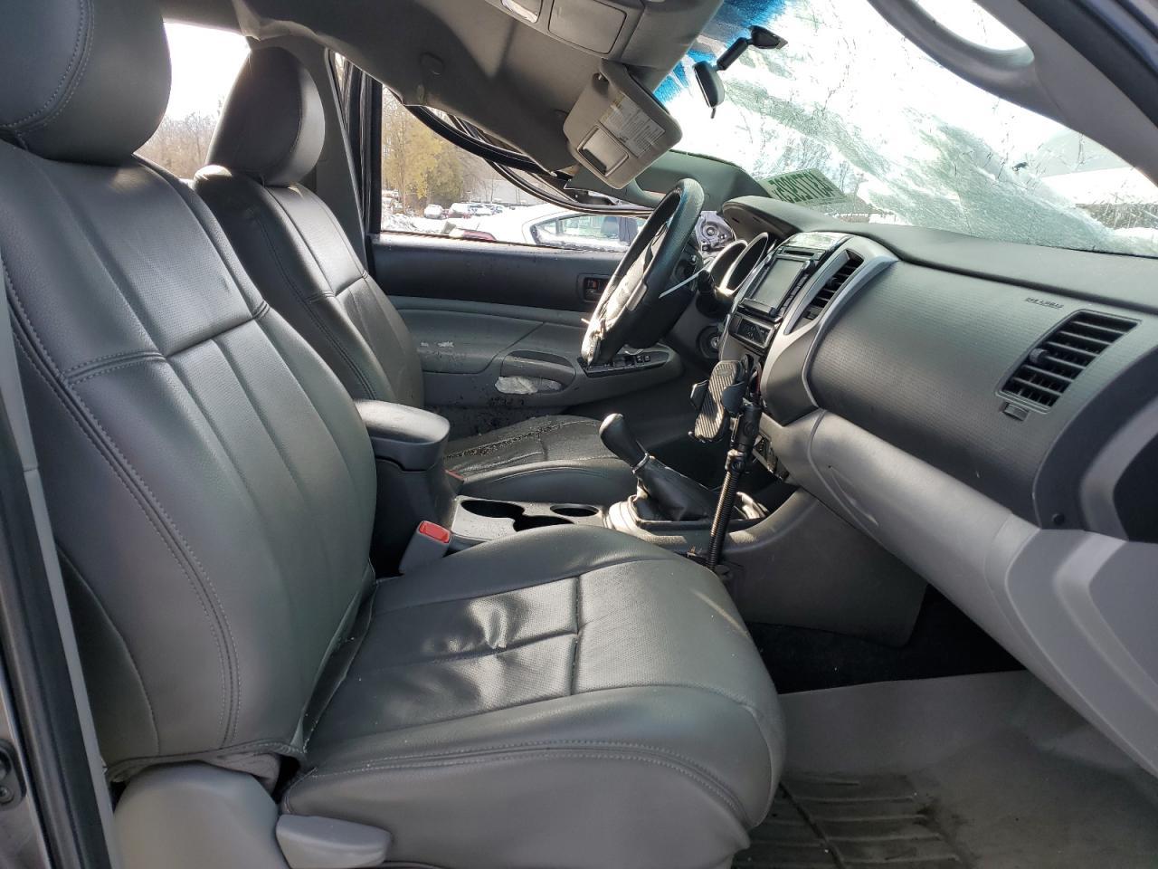 2014 TOYOTA TACOMA DOU - Image 7