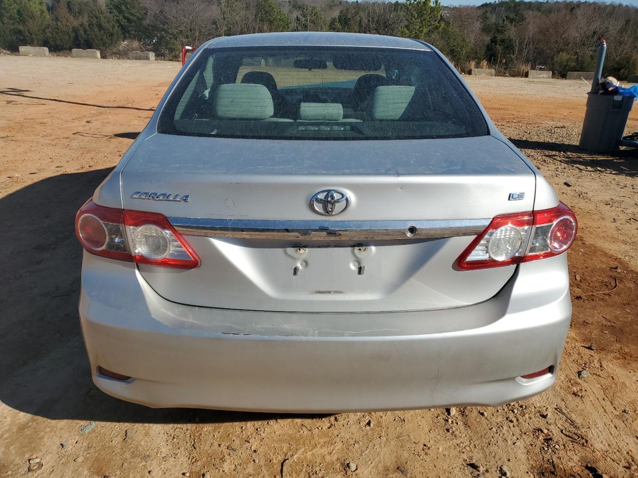 2013 TOYOTA COROLLA BA - Image 6
