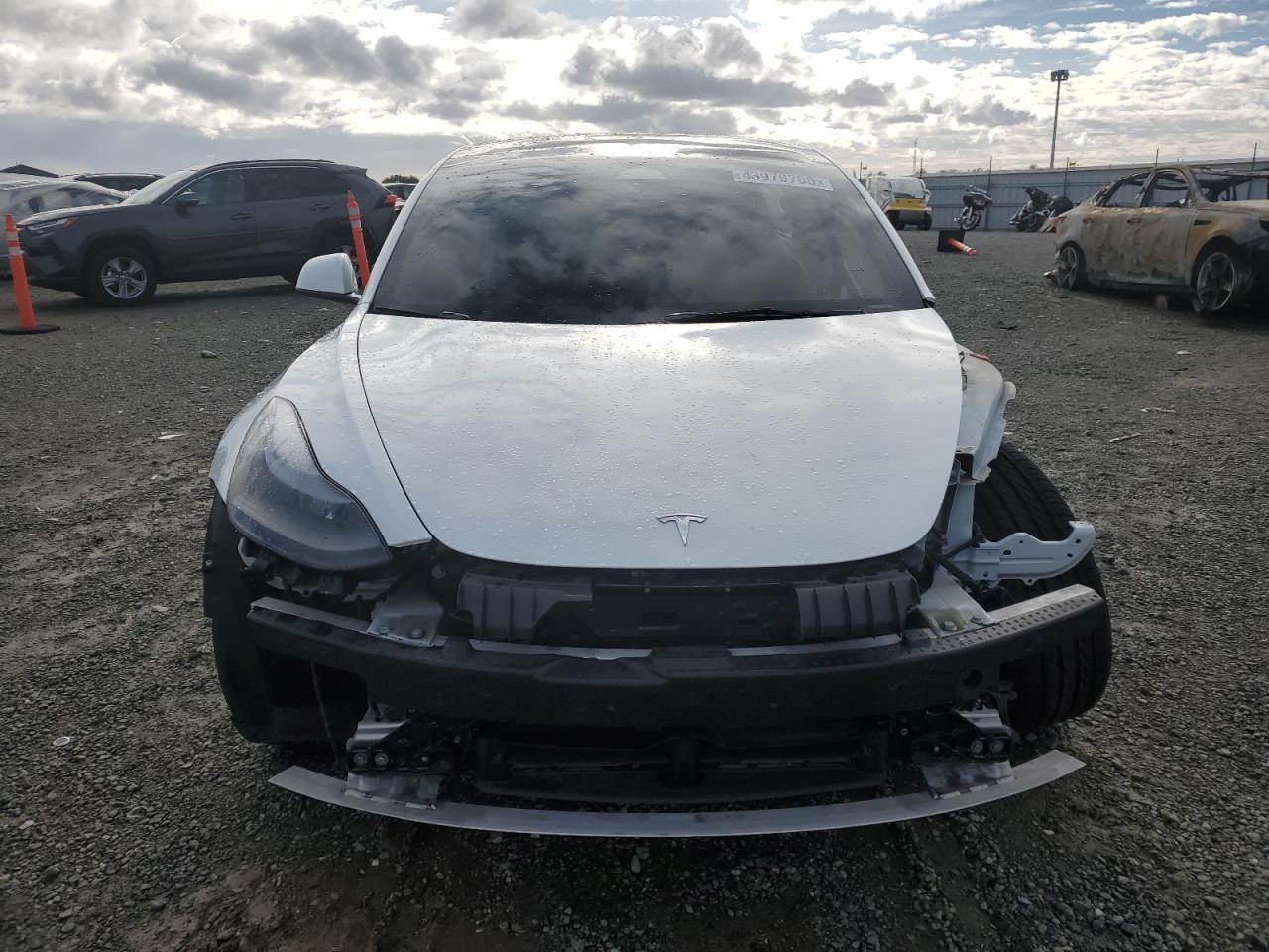 2023 TESLA MODEL 3 - Фото 5
