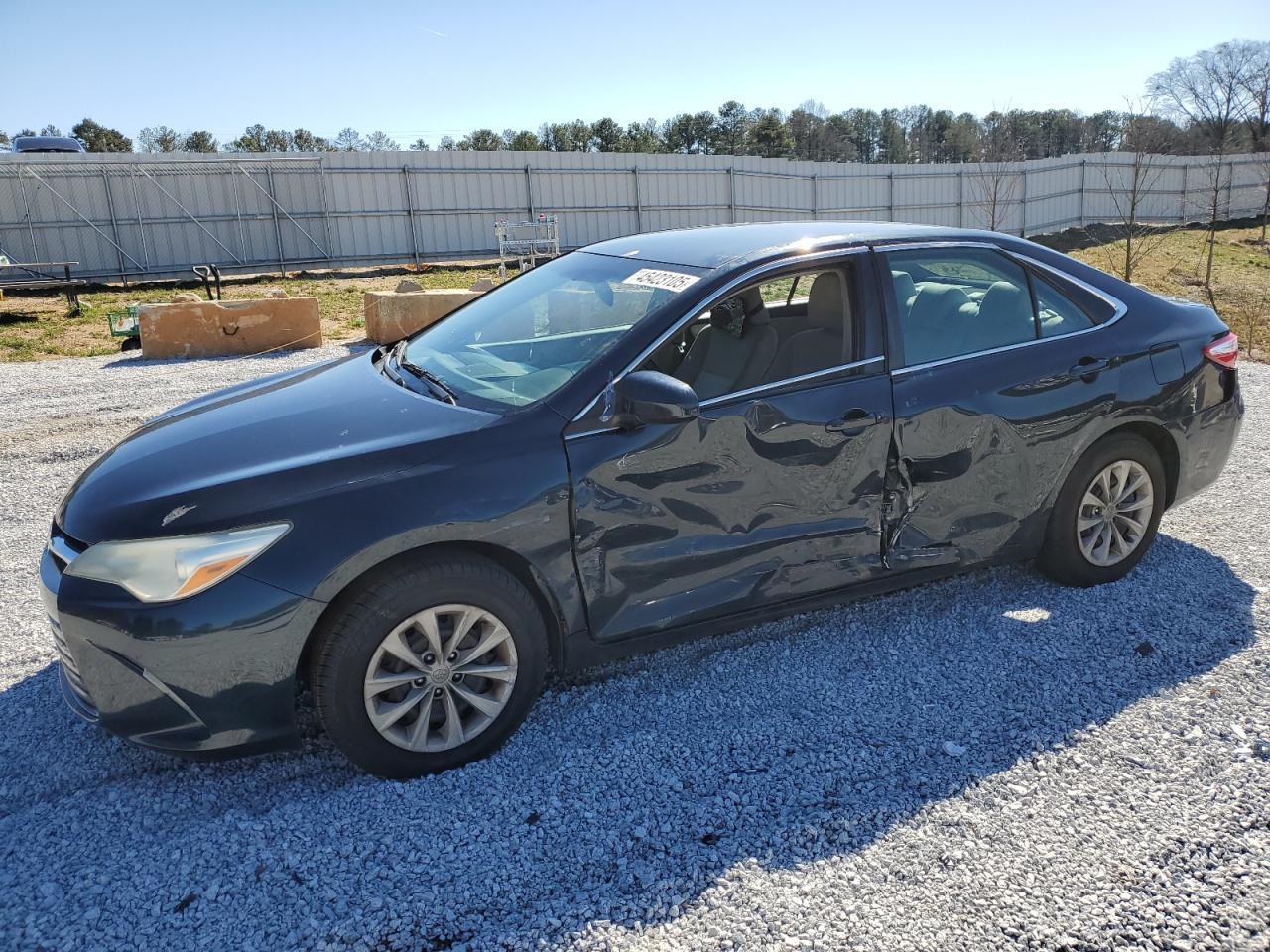 2015 TOYOTA CAMRY LE