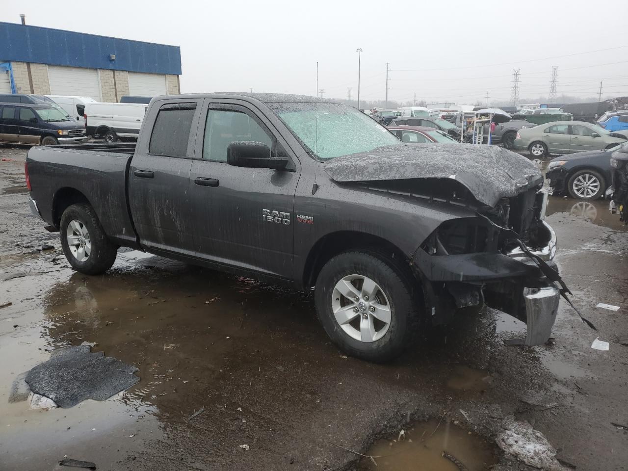 2017 RAM 1500 ST - Фото 4