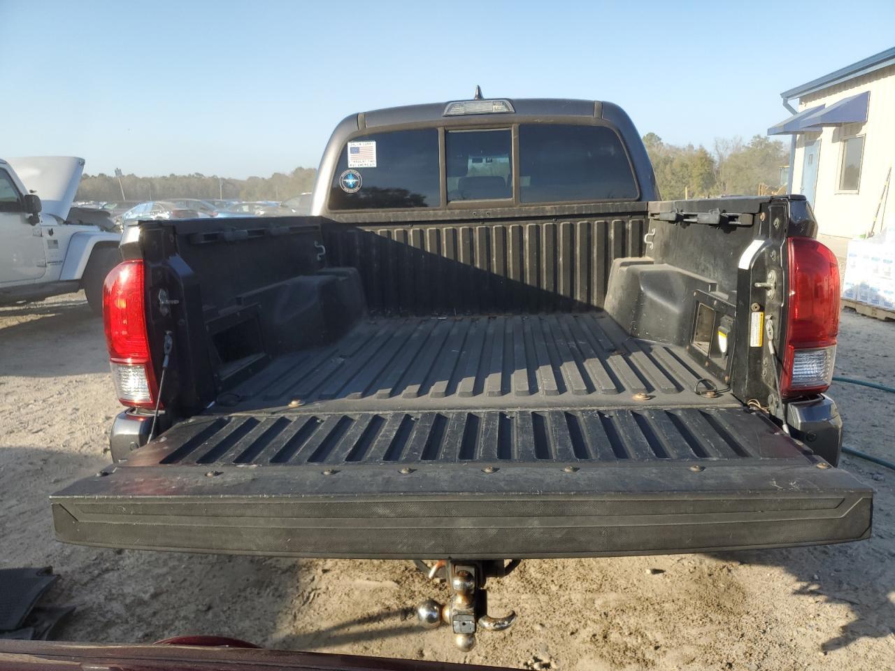 2016 TOYOTA TACOMA DOU - Image 6