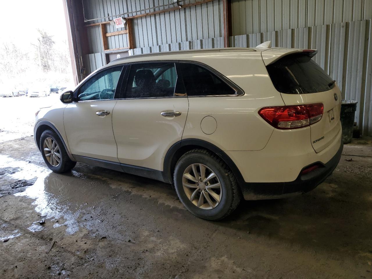 2016 KIA SORENTO LX - Image 2