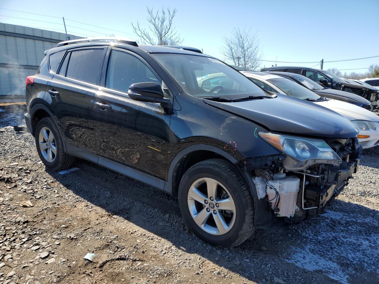 2015 TOYOTA RAV4 XLE - Фото 4