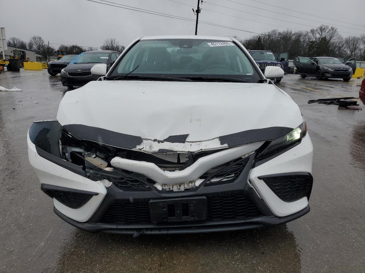 2021 TOYOTA CAMRY SE - Image 5