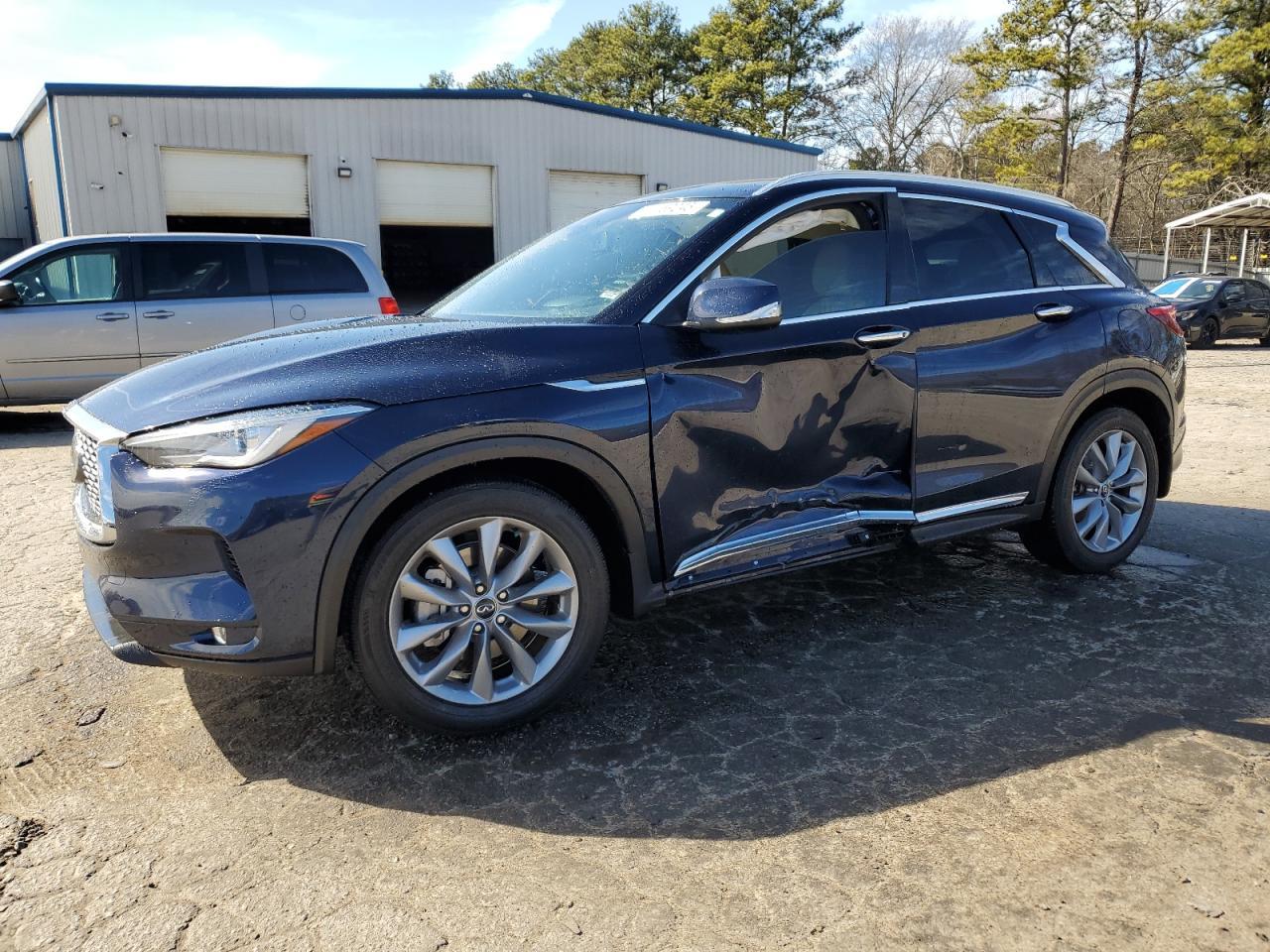 2019 INFINITI QX50 ESSEN