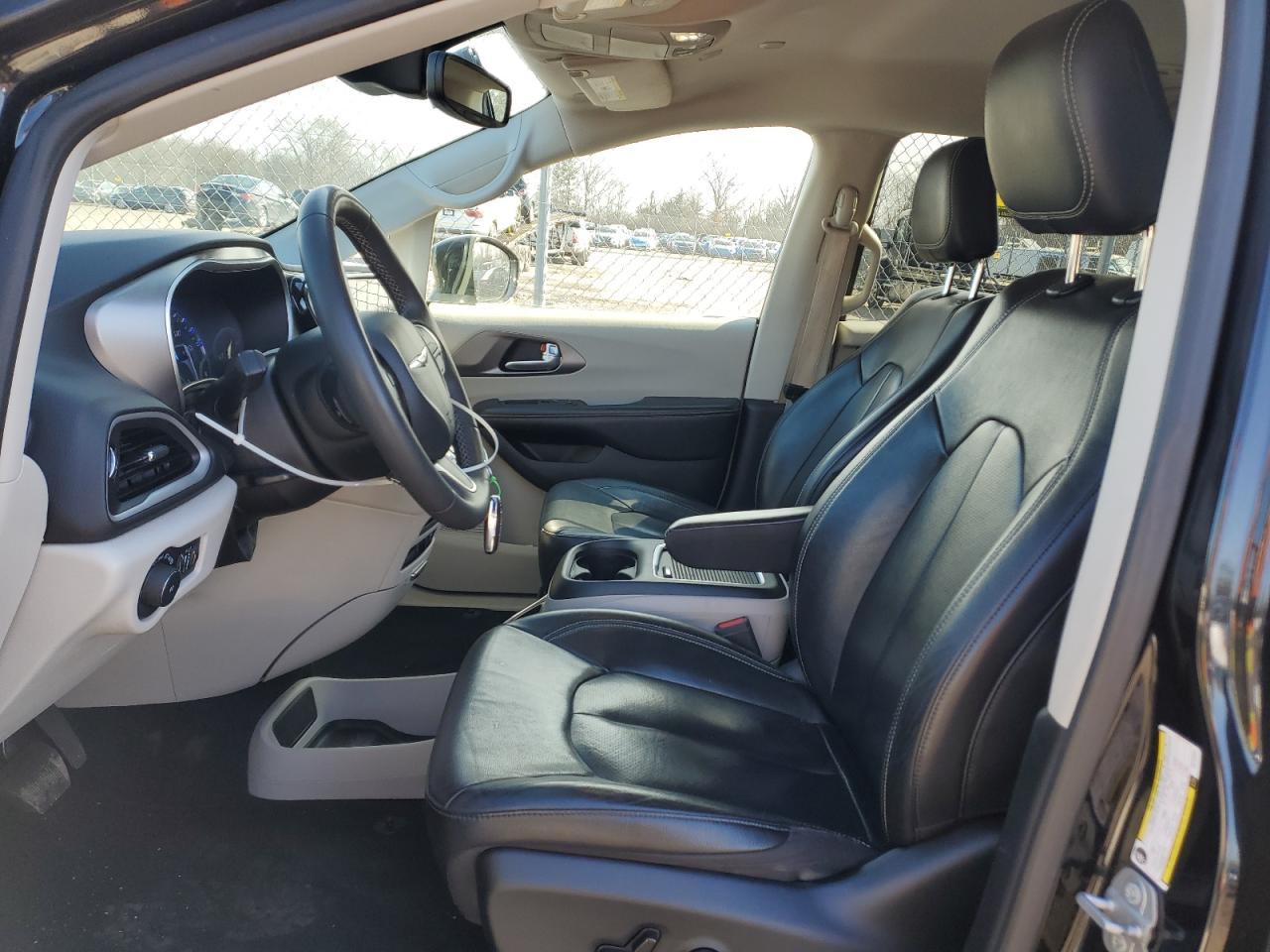 2022 CHRYSLER PACIFICA T - Image 7