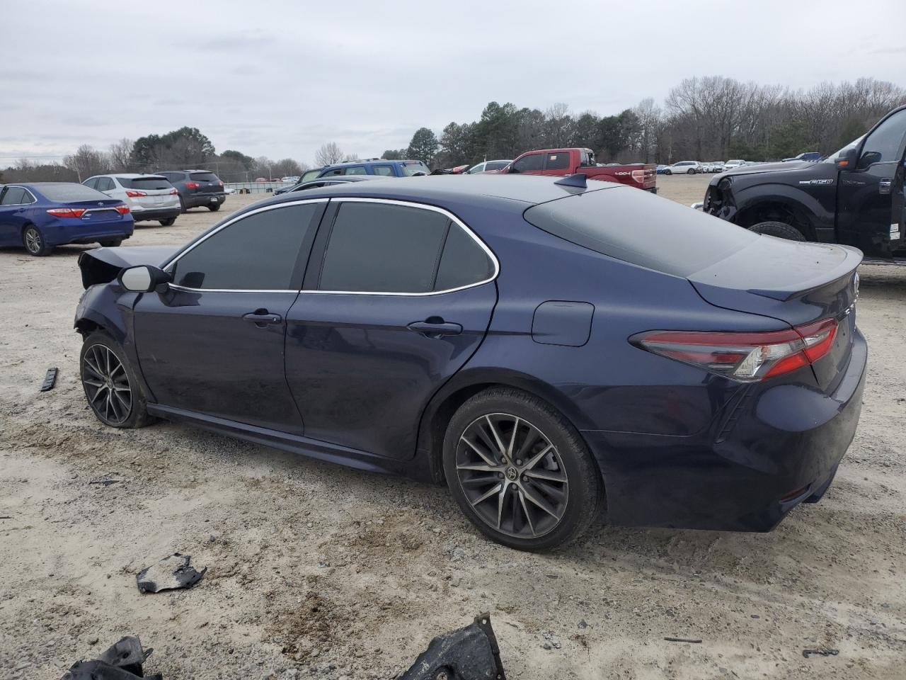 2021 TOYOTA CAMRY SE - Image 2