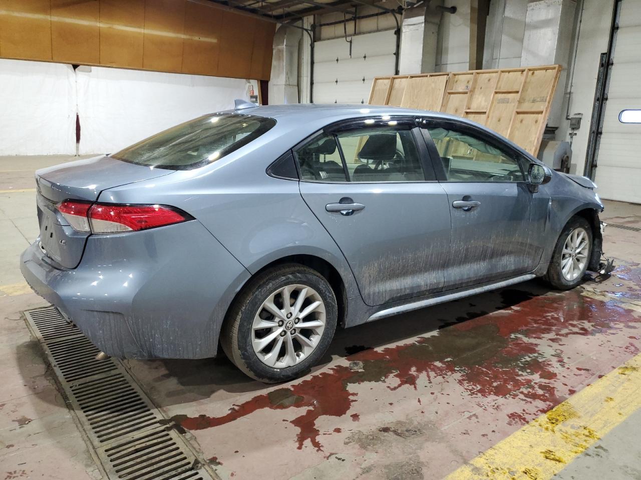 2021 TOYOTA COROLLA LE - Фото 3
