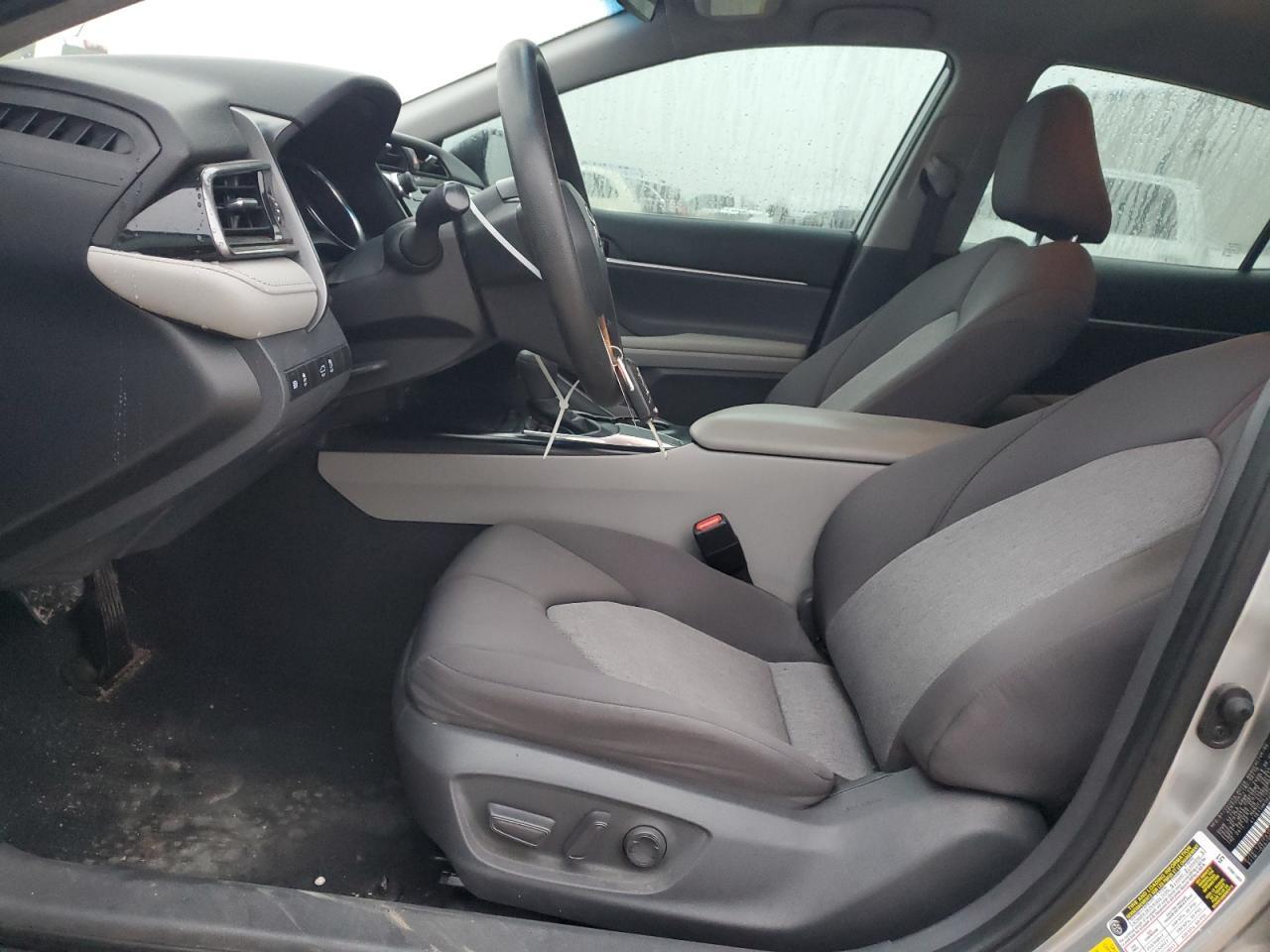 2019 TOYOTA CAMRY L - Image 7